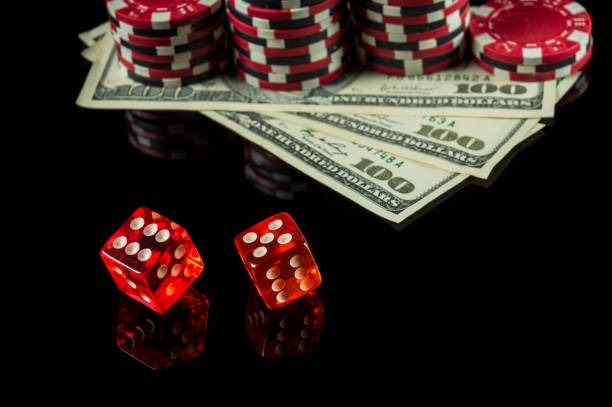 Paytable showing symbol values and payouts on gasing777 slot